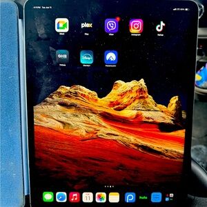 iPad Pro 12.9 4th generation